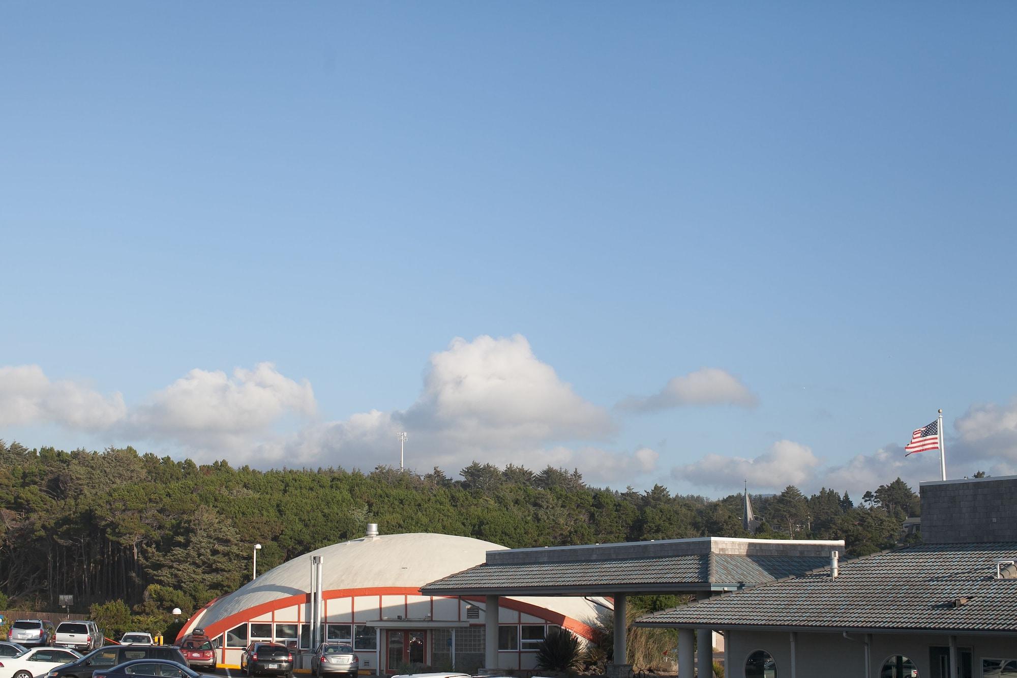 Surftides Hotel Lincoln City Dış mekan fotoğraf